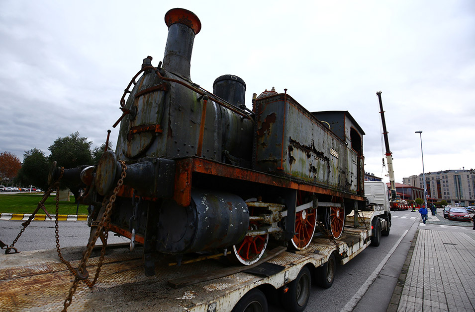 La locomotora Sestao se suma a la colección del Museo de Ponferrada